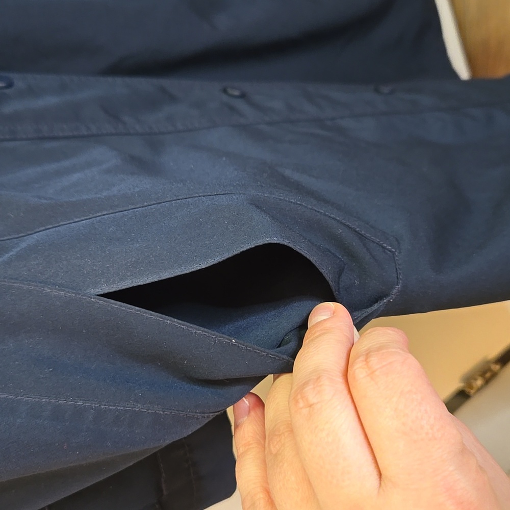 Vintage LL Bean Trench Coat - Navy - Picture 8 of 12